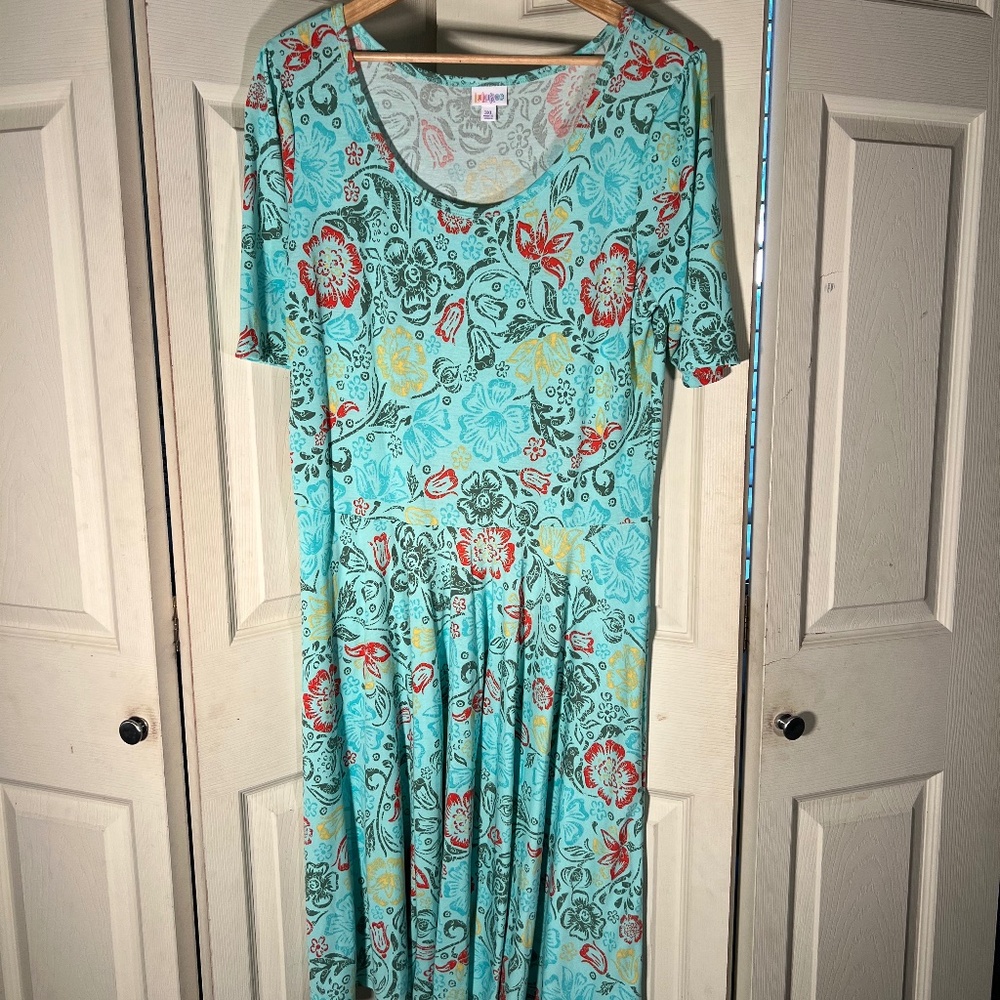 LulaRoe Nicole Bright Floral Dress Size 3XL